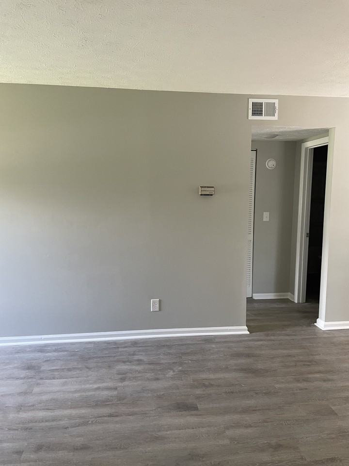 2630 Lincoln Park Dr #A - Photo 4 of 13