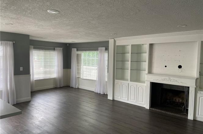 963 Brandywine Ln #1 - Photo 3 of 16