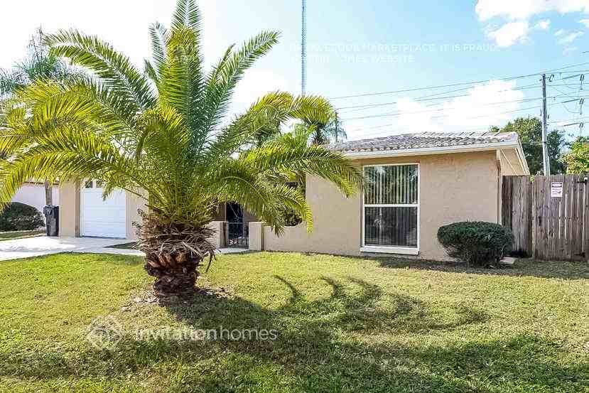 1741 Dartmouth Dr - Photo 2 of 26
