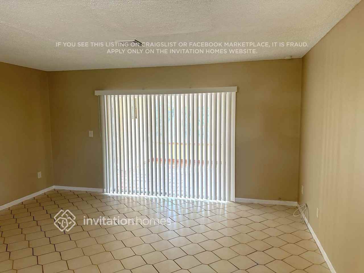 1581 Wyndcliff Dr - Photo 4 of 16