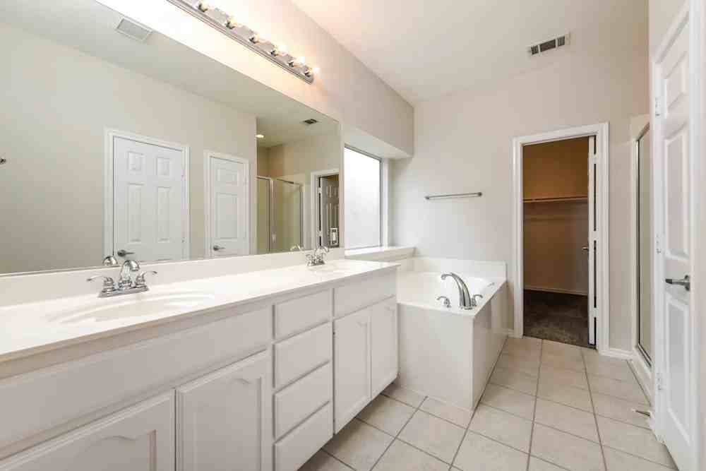 6101 Farrah Drive - Photo 7 of 9