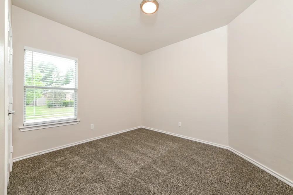 6101 Farrah Drive - Photo 6 of 9