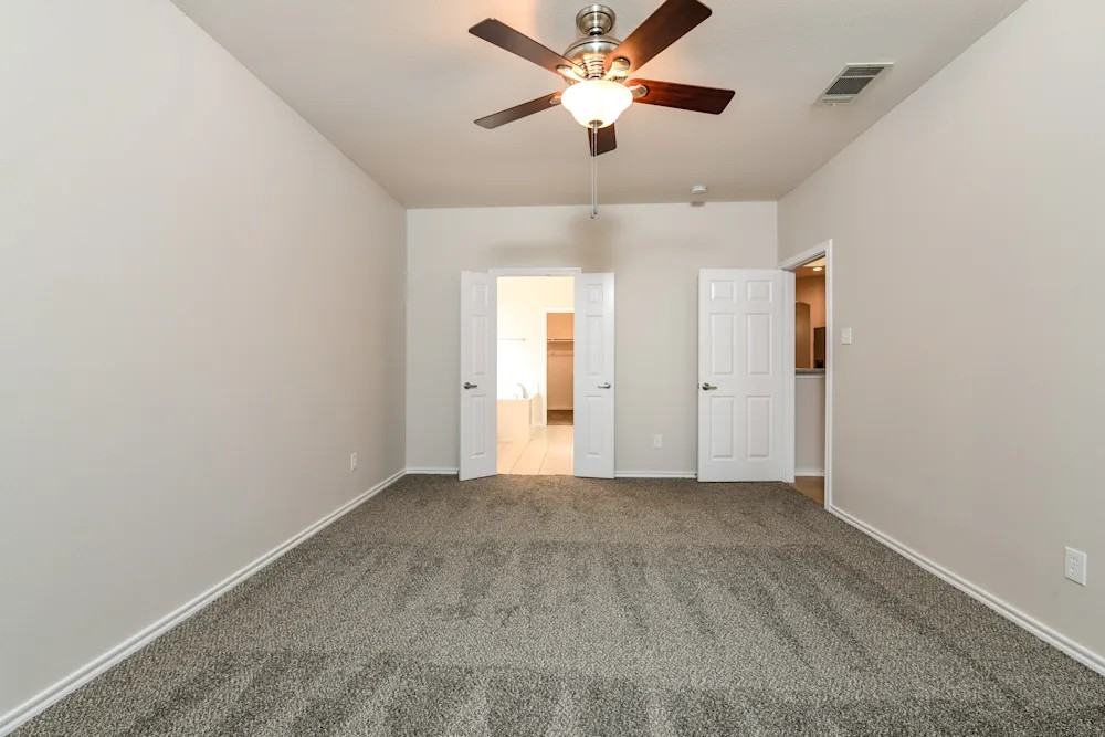 6101 Farrah Drive - Photo 4 of 9