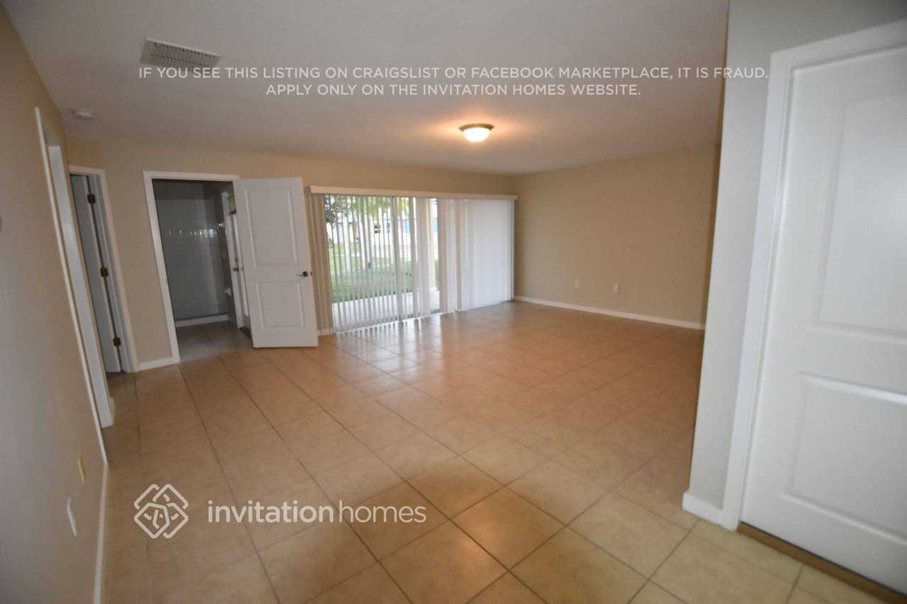 573 Bimini Bay Blvd - Photo 4 of 14