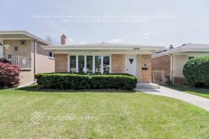 featured image of 8009 Natchez Ave