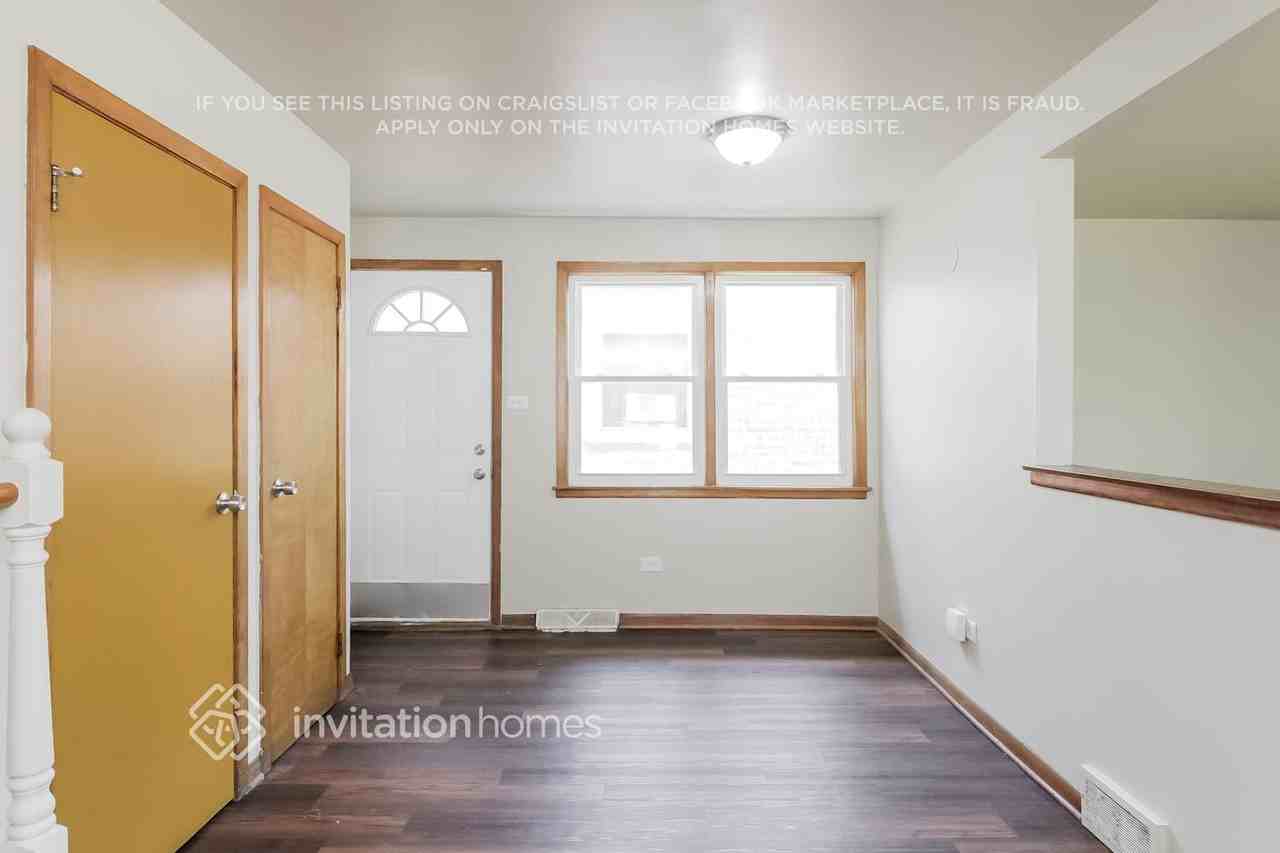 8009 Natchez Ave - Photo 4 of 21