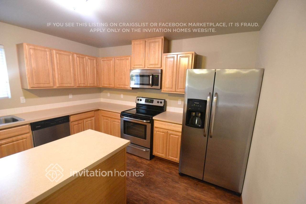 29052 215th Pl Se - Photo 4 of 11
