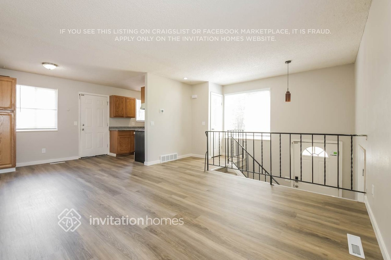 9300 W 100th Cir - Photo 6 of 19