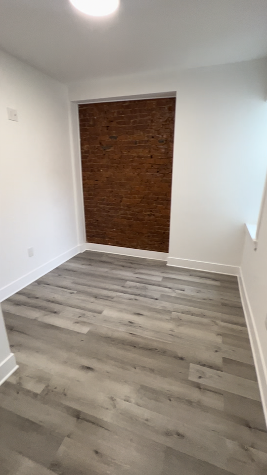 3902 Pulaski Ave #A - Photo 5 of 7