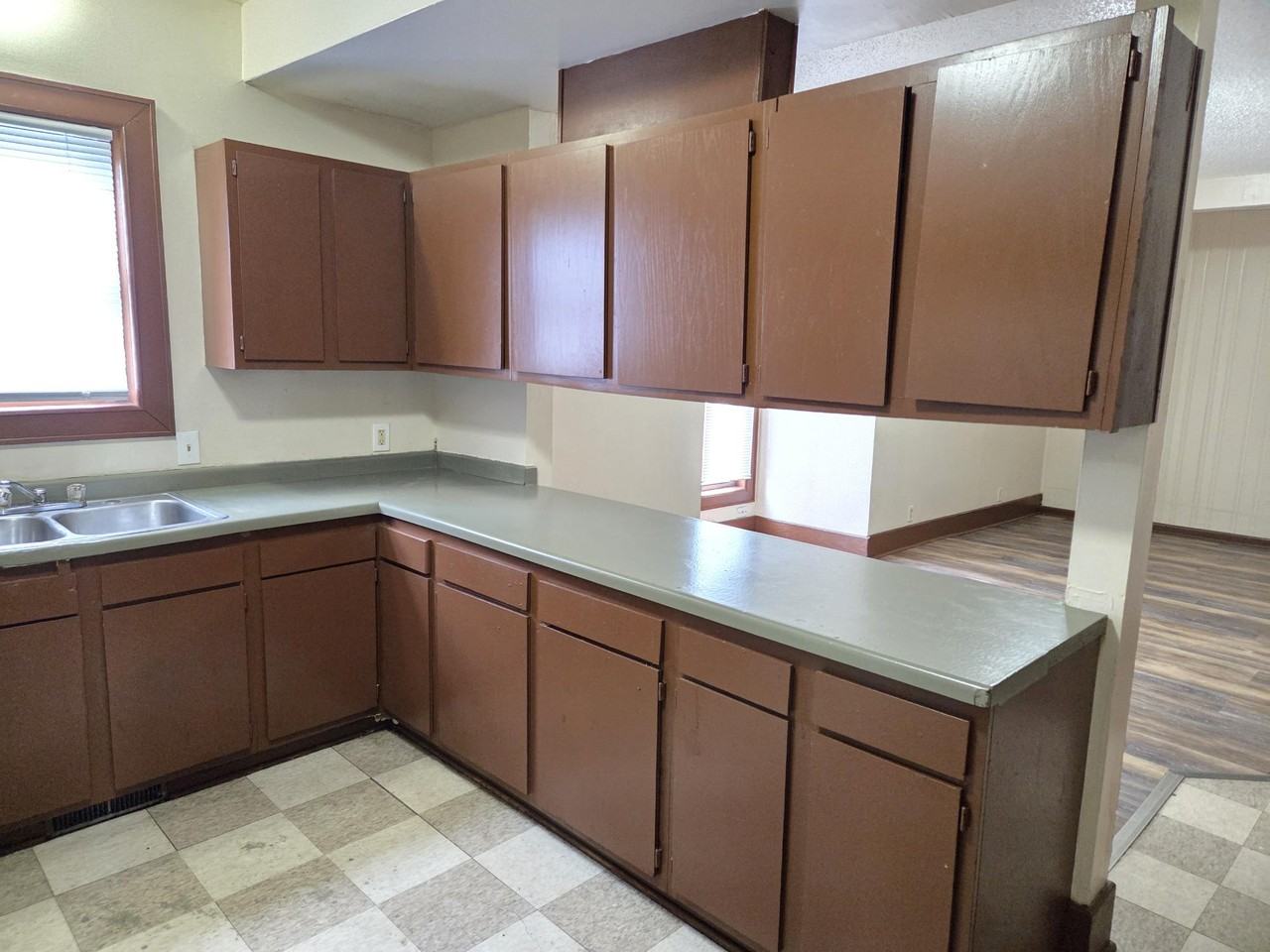 2516 Lyndale Ave N #1 - Photo 2 of 18