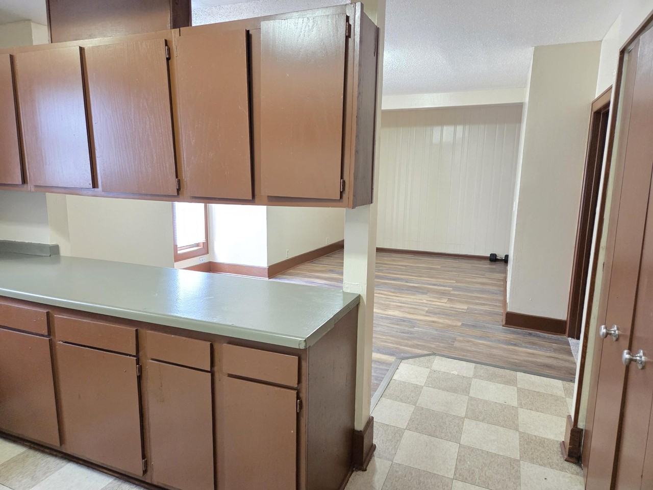 2516 Lyndale Ave N #1 - Photo 3 of 18