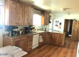 featured image of 39 Skihi St #A