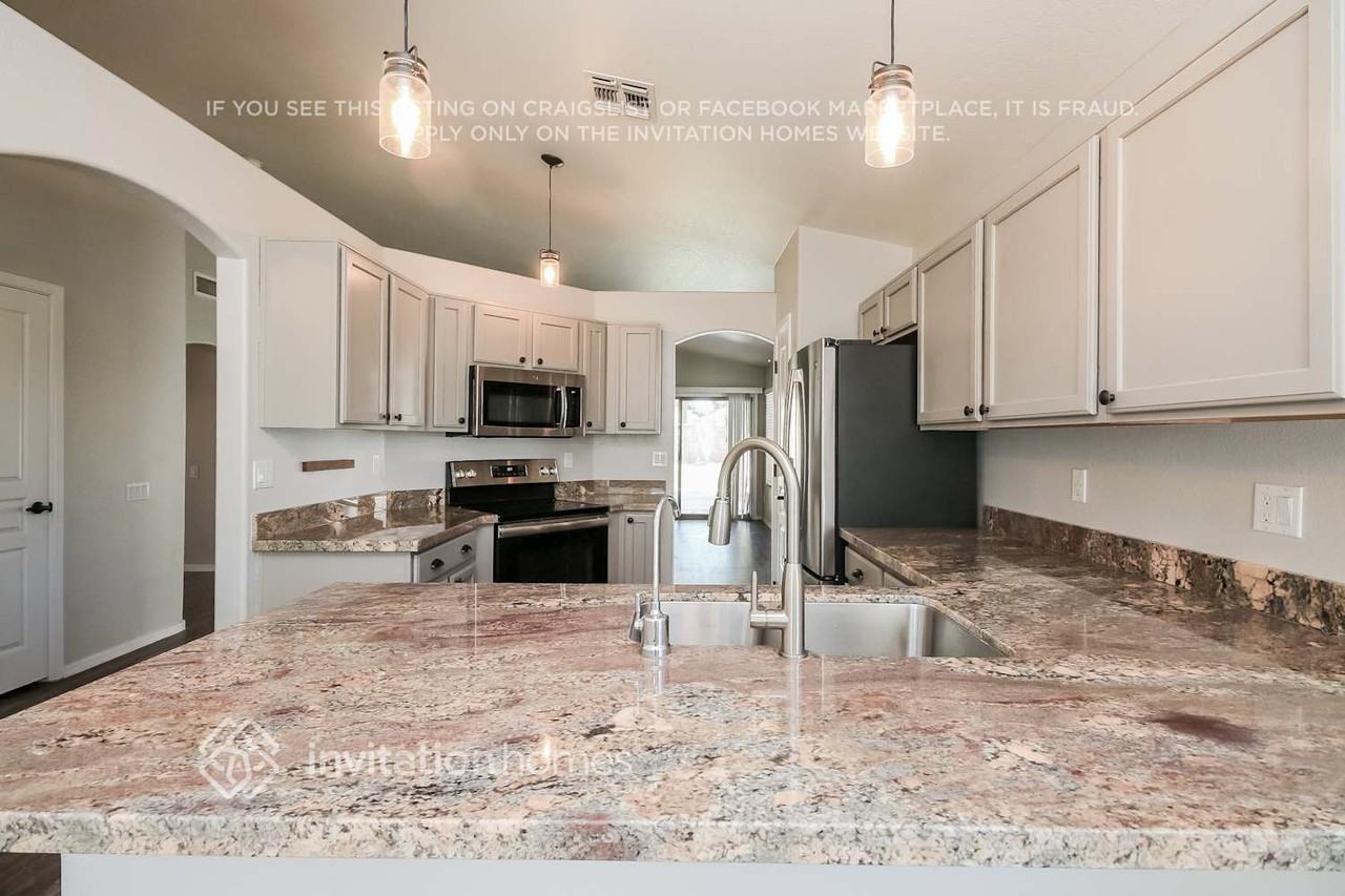 8530 E Monte Ave - Photo 7 of 16