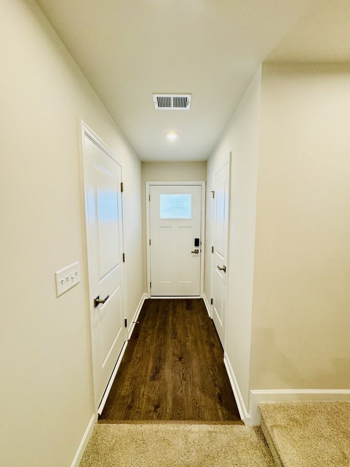 405 Myrtle Meadows Dr #1 - Photo 4 of 47