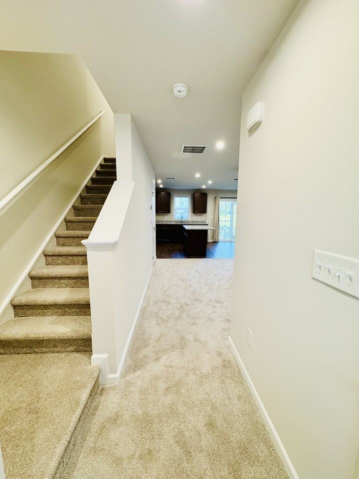 405 Myrtle Meadows Dr #1 - Photo 7 of 47