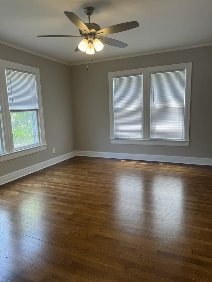 204 S Zetterower Ave #1 - Photo 2 of 7