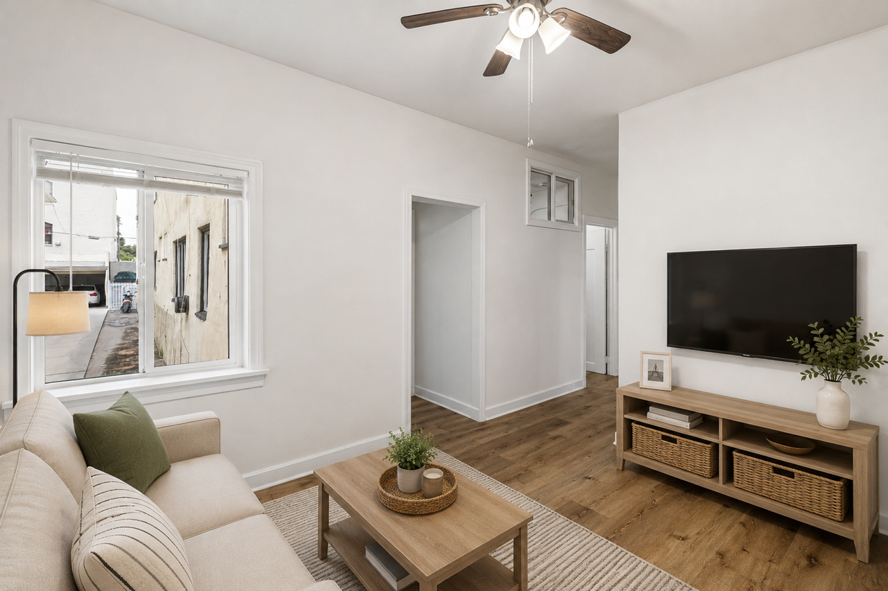 1623 N Mariposa - Photo 5 of 50