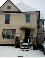 featured image of 253 1/2 W Pleasant St #253-5