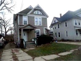 featured image of 811 1/2 S Kenwood Ave #811-5