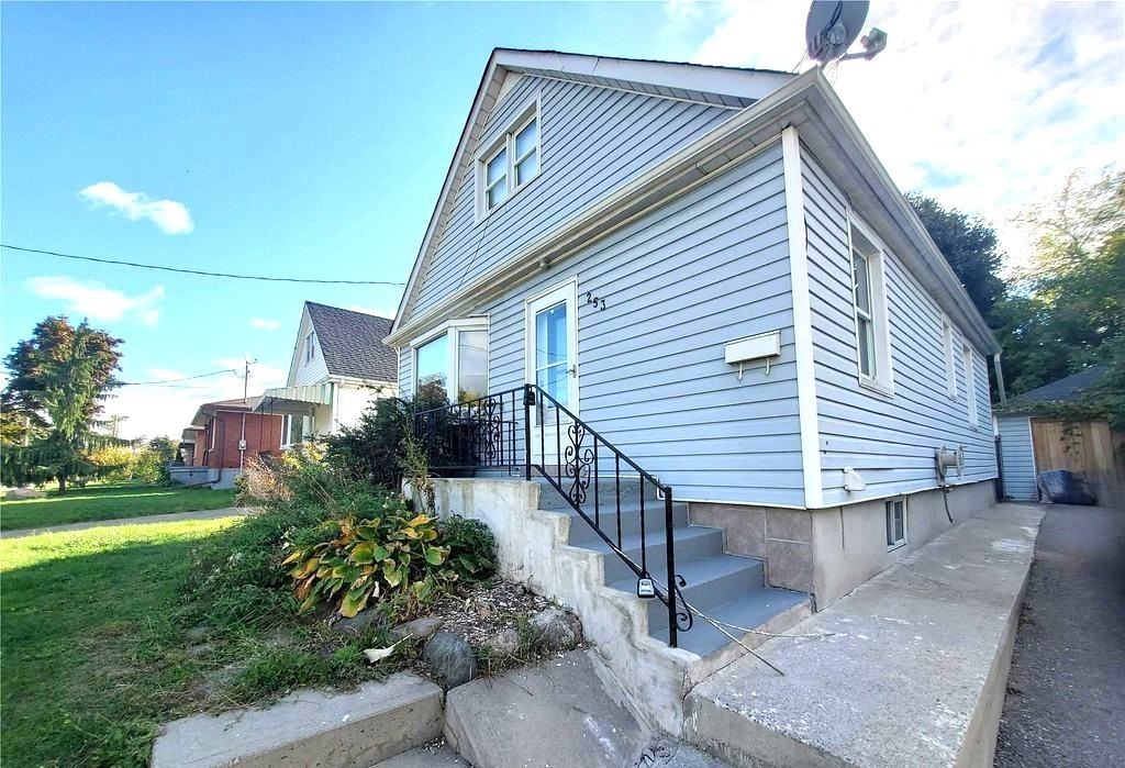 253 Sinclair Avenue #MAIN - Photo 2 of 25