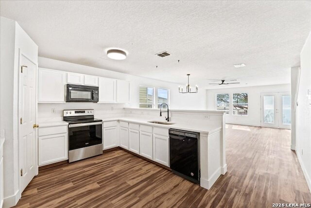 6718 Loma Blanca #1 - Photo 3 of 15