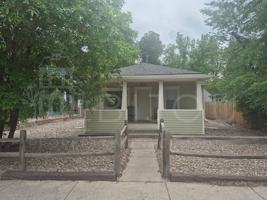 featured image of 427 E Bijou St