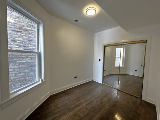 1911 South Ridgeway Avenue #1F - Photo 5 of 6