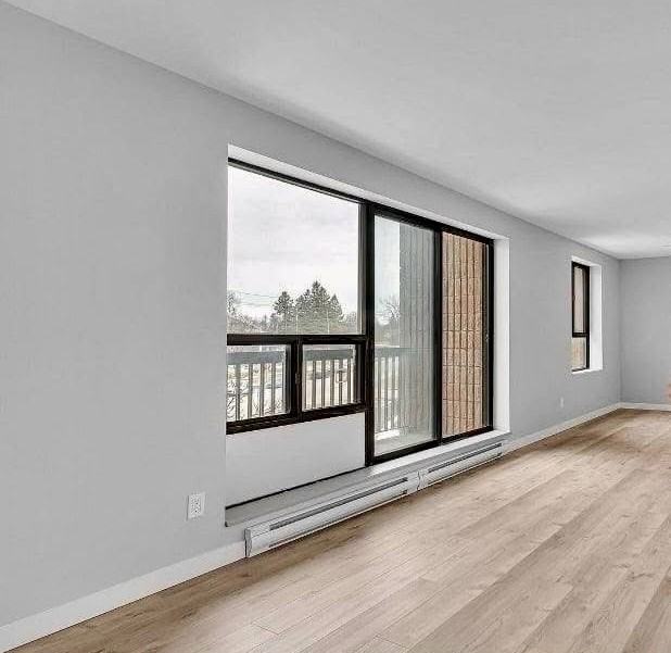 301-17 Eldon Hall Place - Photo 5 of 14