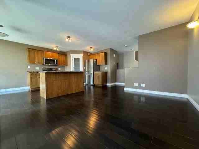 110 Meadowlark Park - Photo 5 of 20