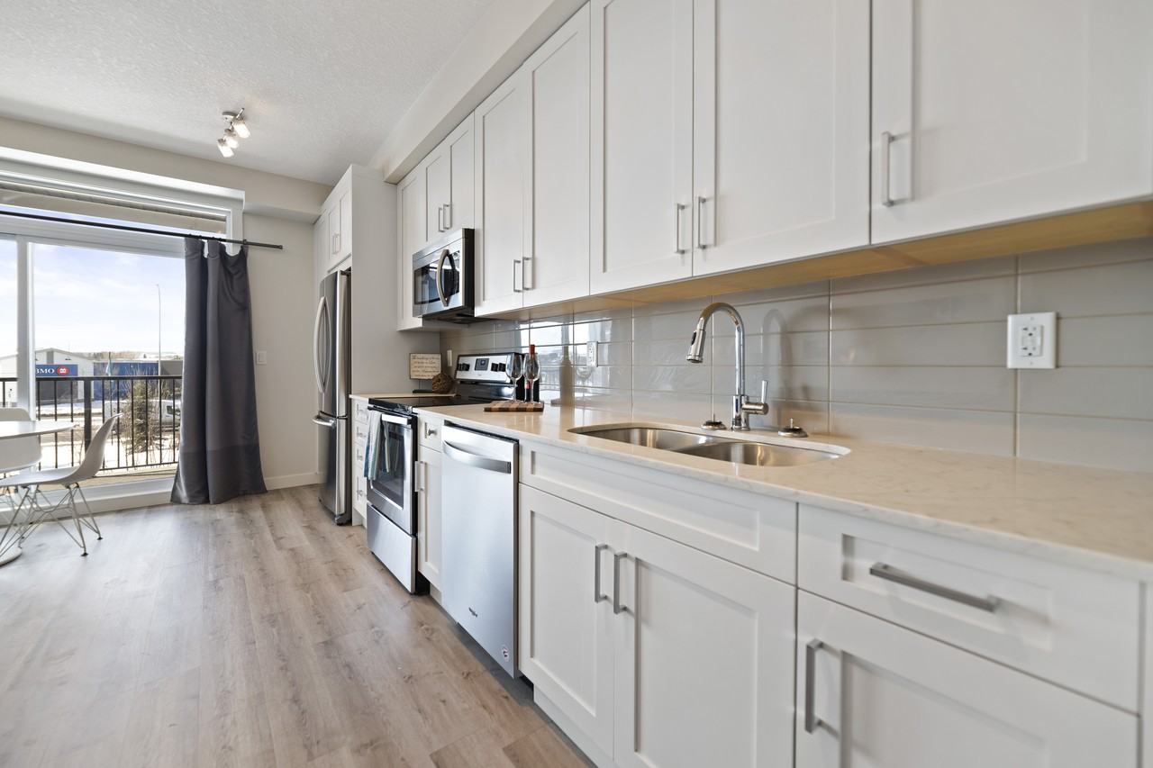20 Walgrove Walk Se - Photo 2 of 25
