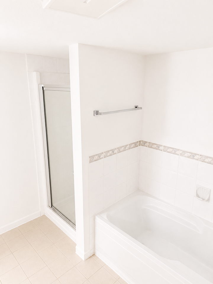 1190 Eastwood St - Photo 7 of 8