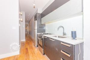 featured image of 456 Madison St #1L