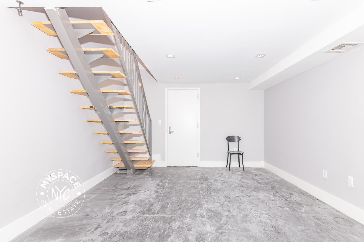 456 Madison St #1L - Photo 7 of 9