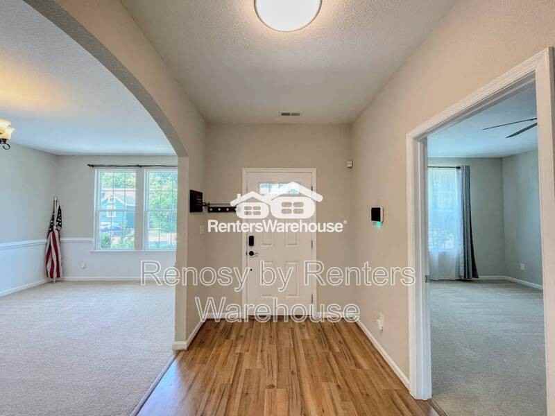 135 Cushing St - Photo 2 of 39