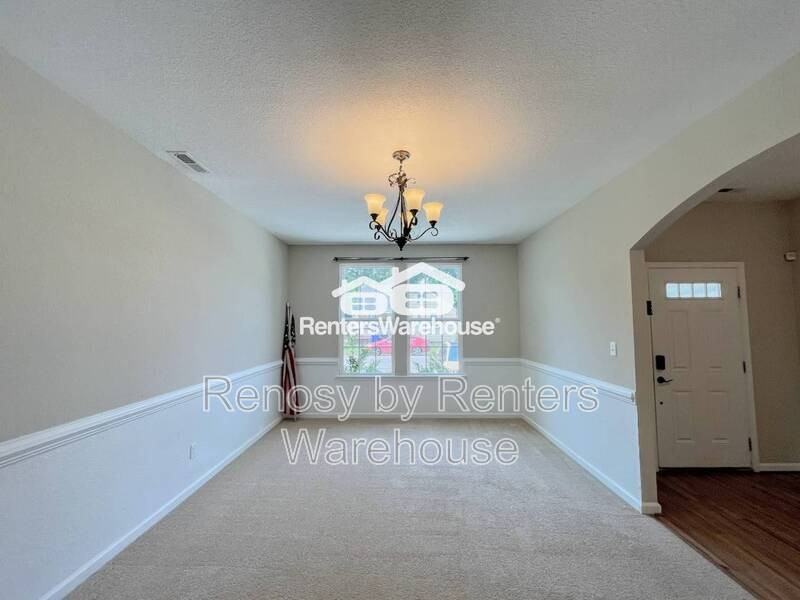 135 Cushing St - Photo 5 of 39