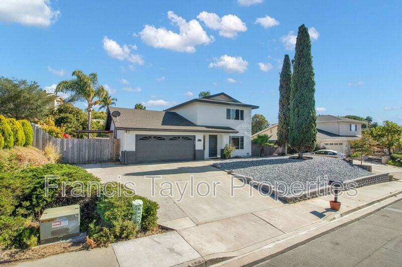 2053 Habero Dr - Photo 3 of 40