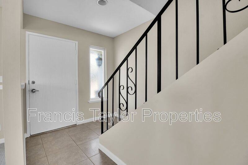 2053 Habero Dr - Photo 6 of 40