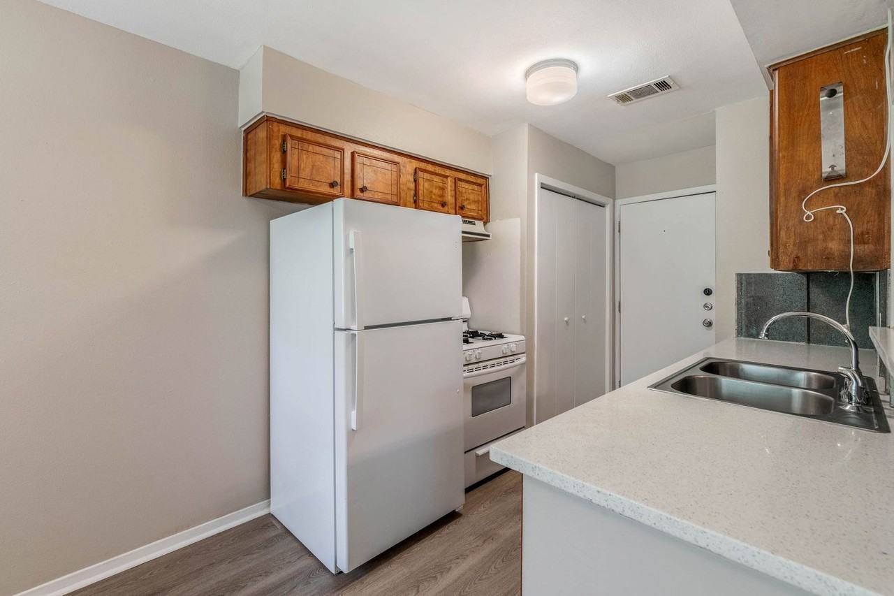 1210 Neal Pickett Dr - Photo 6 of 18