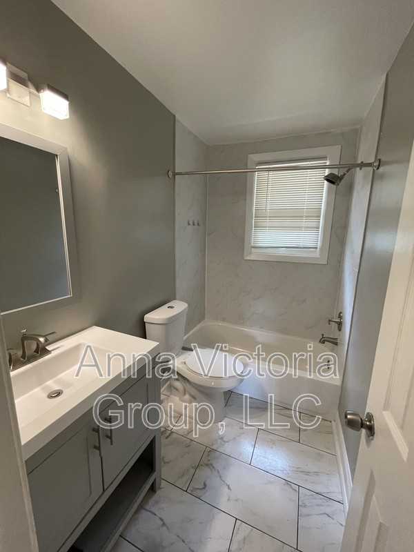 821 Maury Ave - Photo 5 of 7
