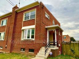5514 Chillum Pl Ne #NE - Photo 1 of 1