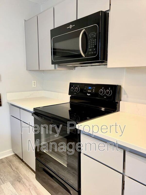 150 Carmichael Ct - Photo 5 of 10
