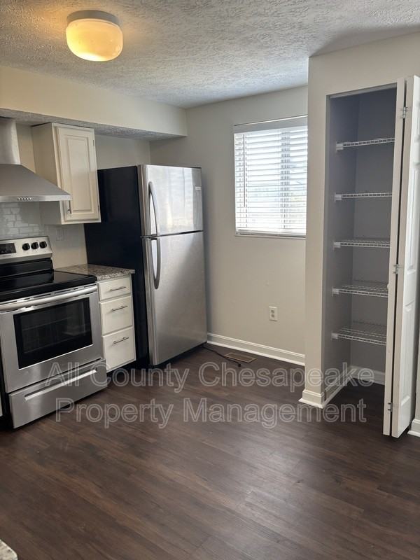 820 Comer Sq - Photo 5 of 12