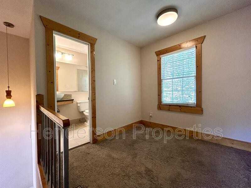 634 Chipley Ave #1 - Photo 7 of 11