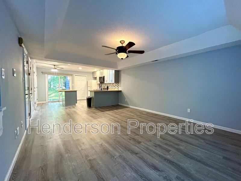114 Joshua Case Ct - Photo 3 of 17