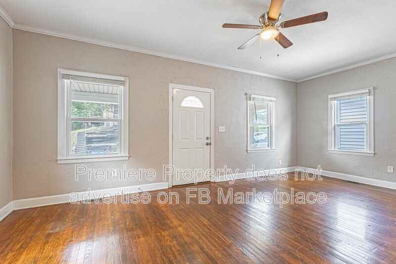 239 S Mill St - Photo 2 of 19