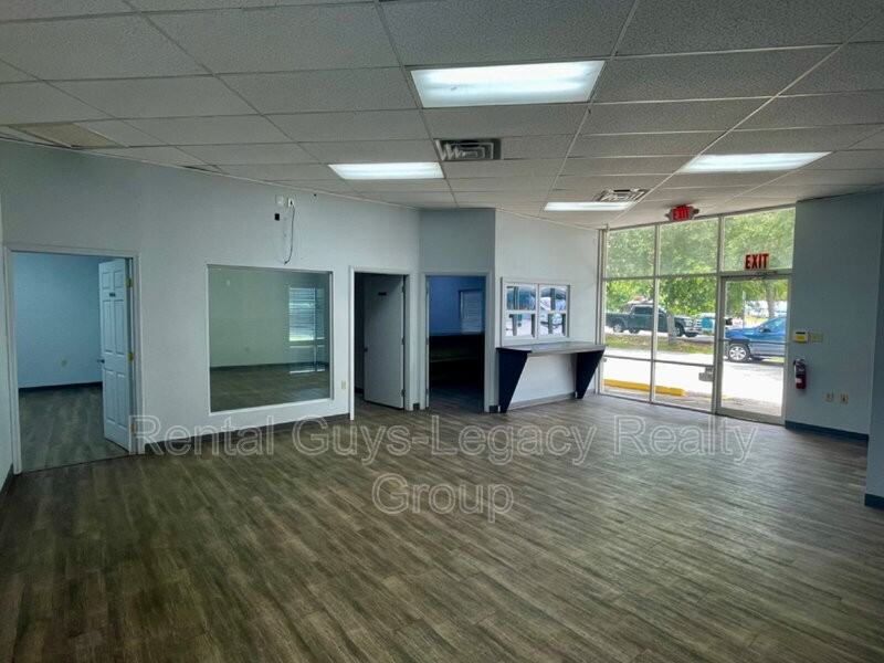 6365 Philips Hwy - Photo 6 of 16