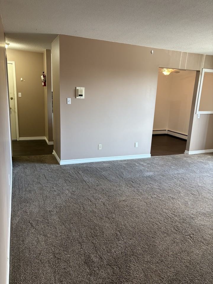 26 Shaw St - Photo 7 of 13
