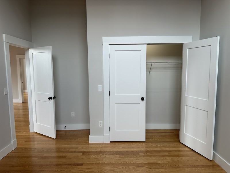 1665 Main St - Photo 5 of 9