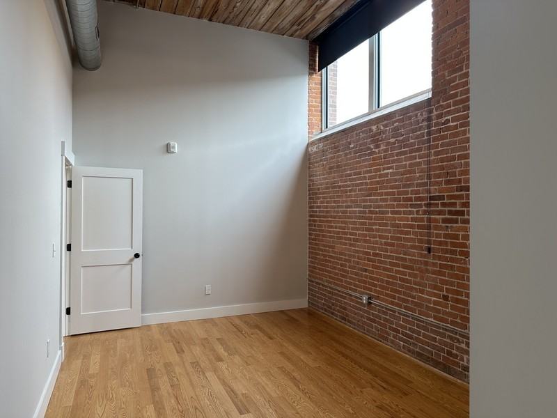 1665 Main St - Photo 6 of 9