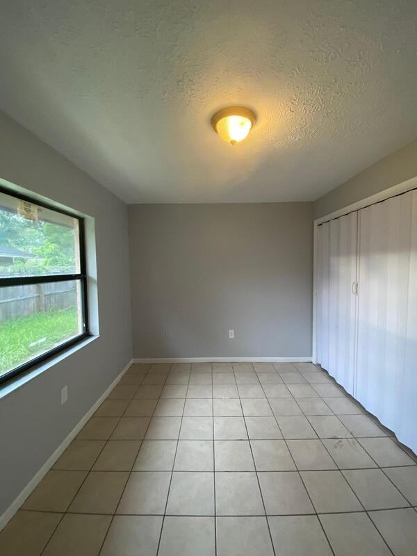 1413 E 99th Ave #B - Photo 5 of 21